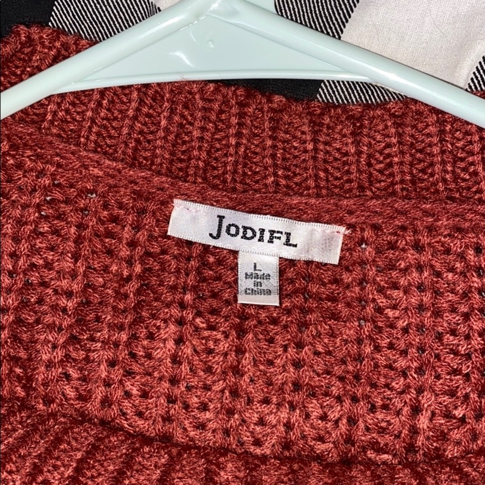 Cuffed Colorblock Pocket Sweater - Picture 4 of 5